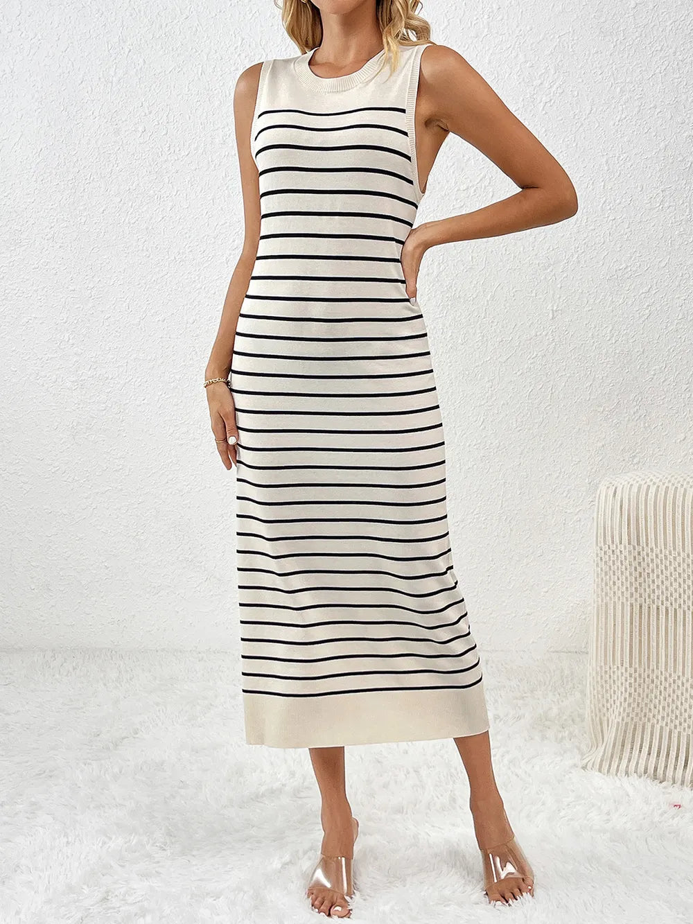 Robe midi en maille col rond – vue principale – OmniForYou