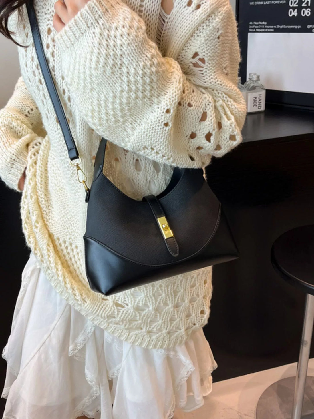 Sac bandoulière en cuir synthétique – vue principale – OmniForYou