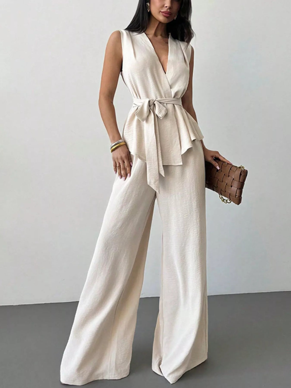 Ensemble top sans manches noué et pantalon large – vue principale – OmniForYou