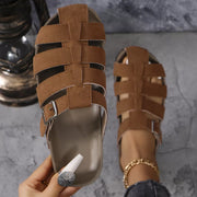 Sandales plates en suédine bout rond – vue principale – OmniForYou