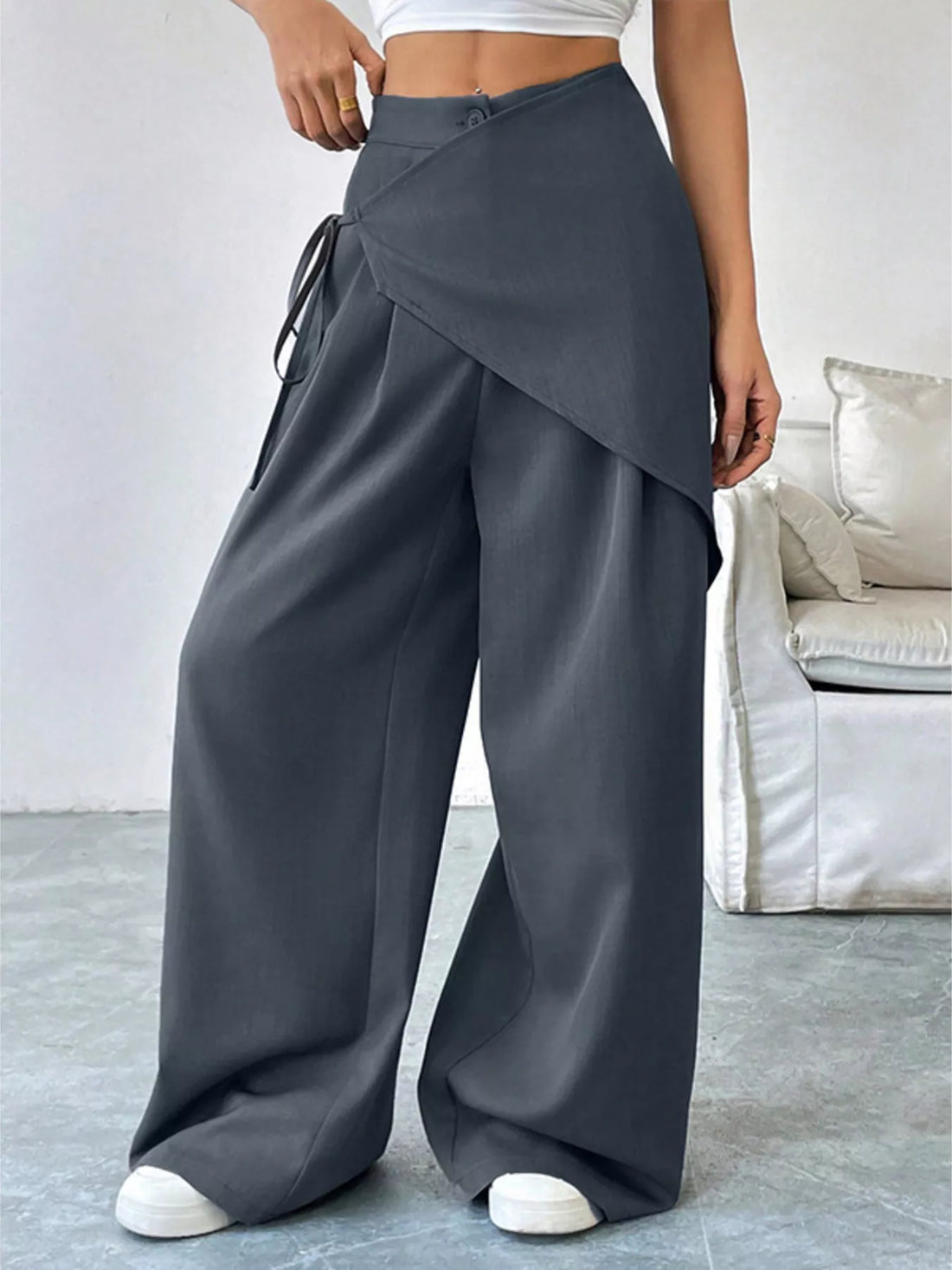 Pantalon portefeuille asymétrique jambe large noué – vue principale – OmniForYou