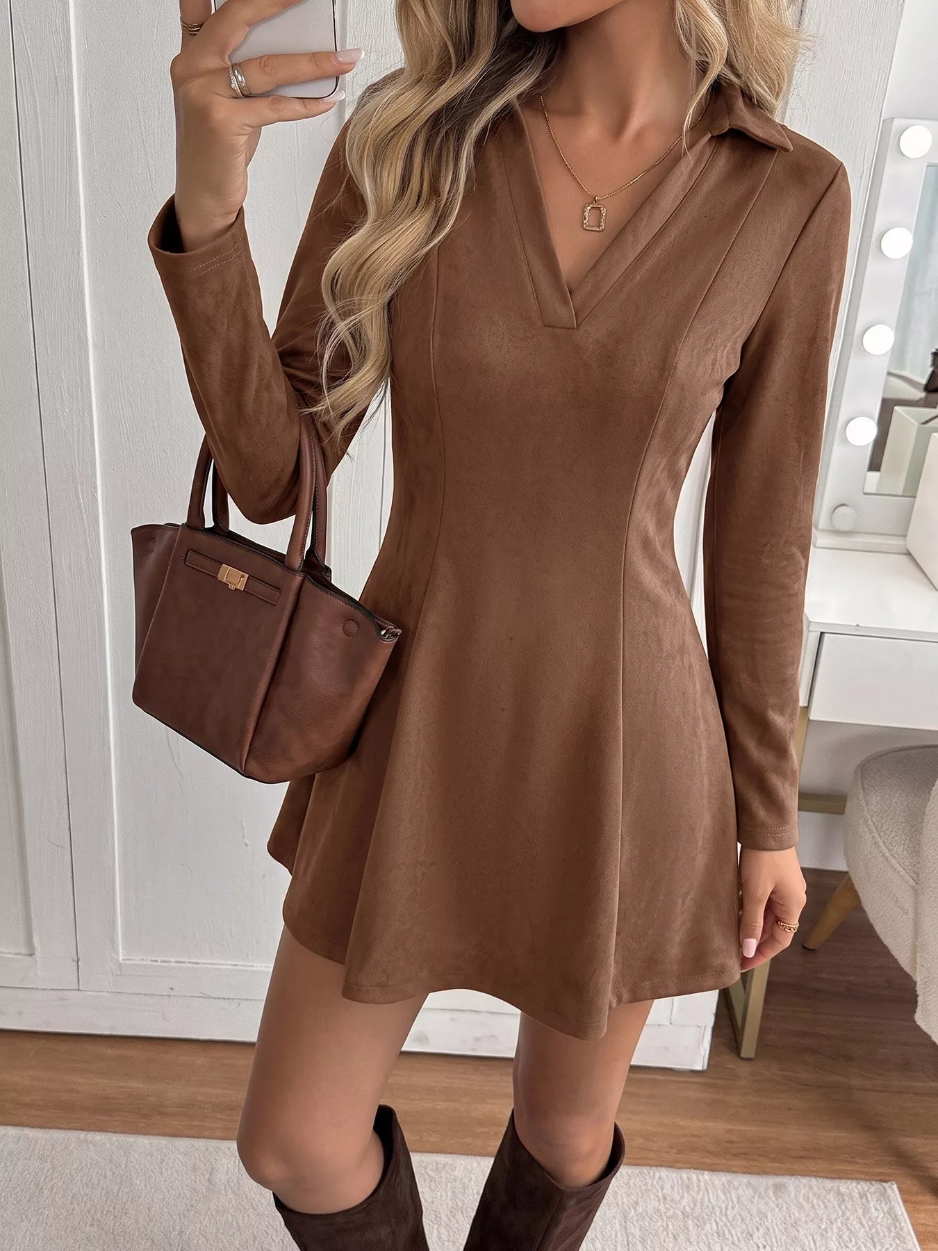 Robe col chemisier manches longues – vue principale – OmniForYou
