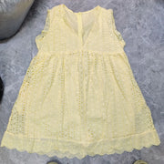Robe Dentelle Ajourée – Col V, Jacquard