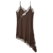 Robe Nuisette Dentelle – Coupe Asymétrique