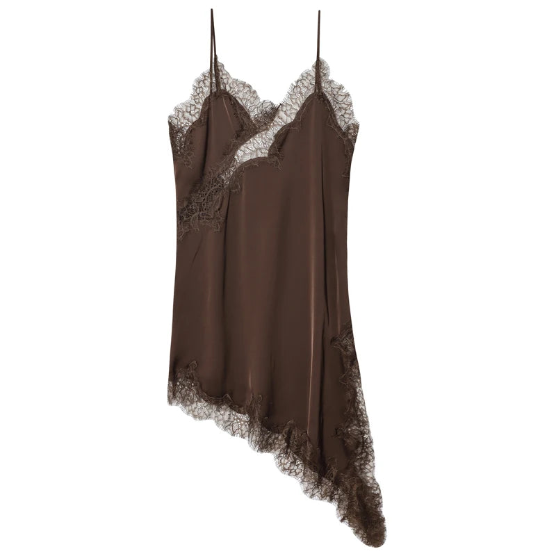 Robe Nuisette Dentelle – Coupe Asymétrique
