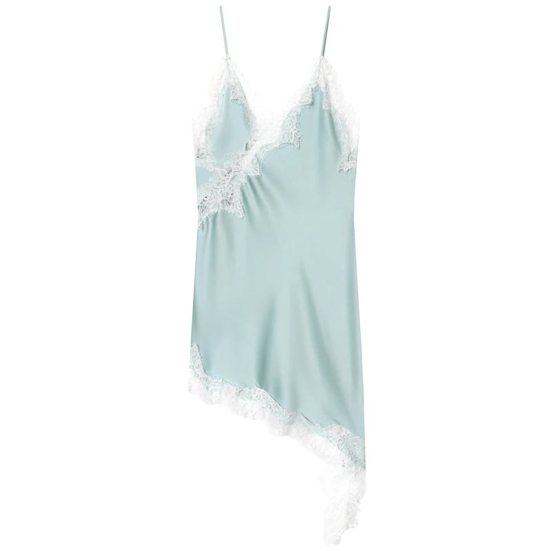 Robe Nuisette Dentelle – Coupe Asymétrique