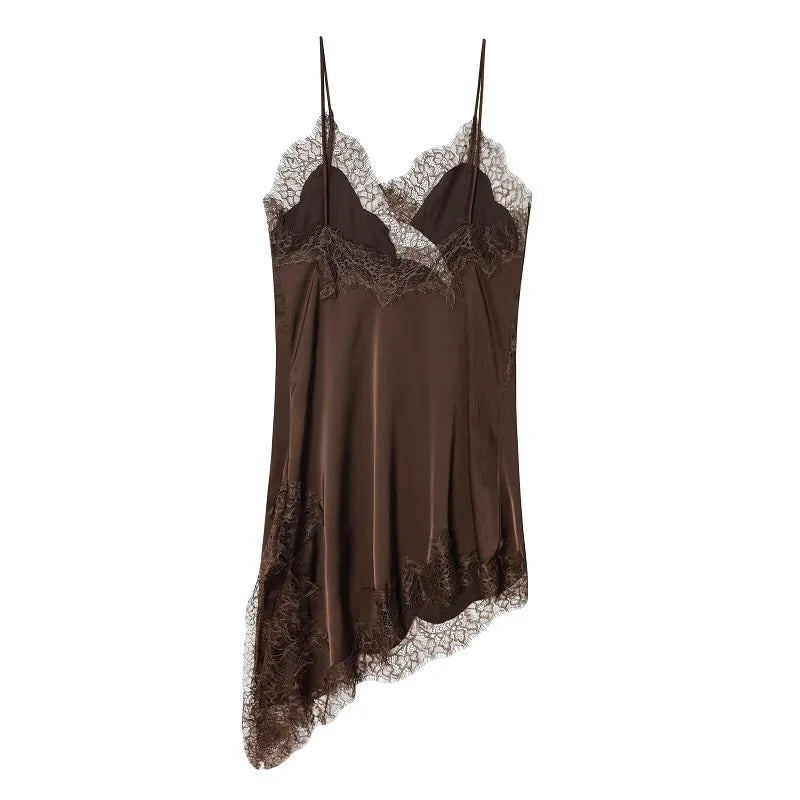 Robe Nuisette Satin – Dos Nu, Coupe Asymétrique