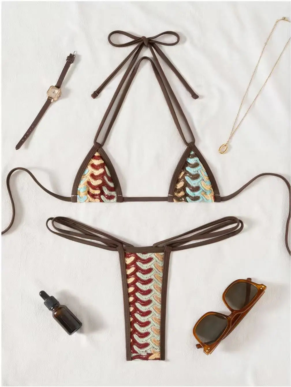 Bikini Rayé en Maille – Col Halter à Nouer