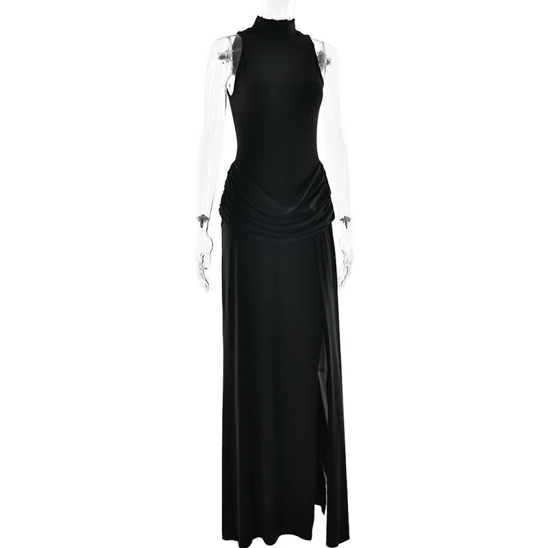Robe Longue Plissée – Col Monté, Épaule Dénudée, Fendue