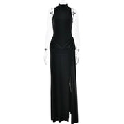 Robe Longue Plissée – Col Monté, Épaule Dénudée, Fendue