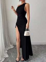Robe longue asymétrique fendue à fronces – vue principale – OmniForYou